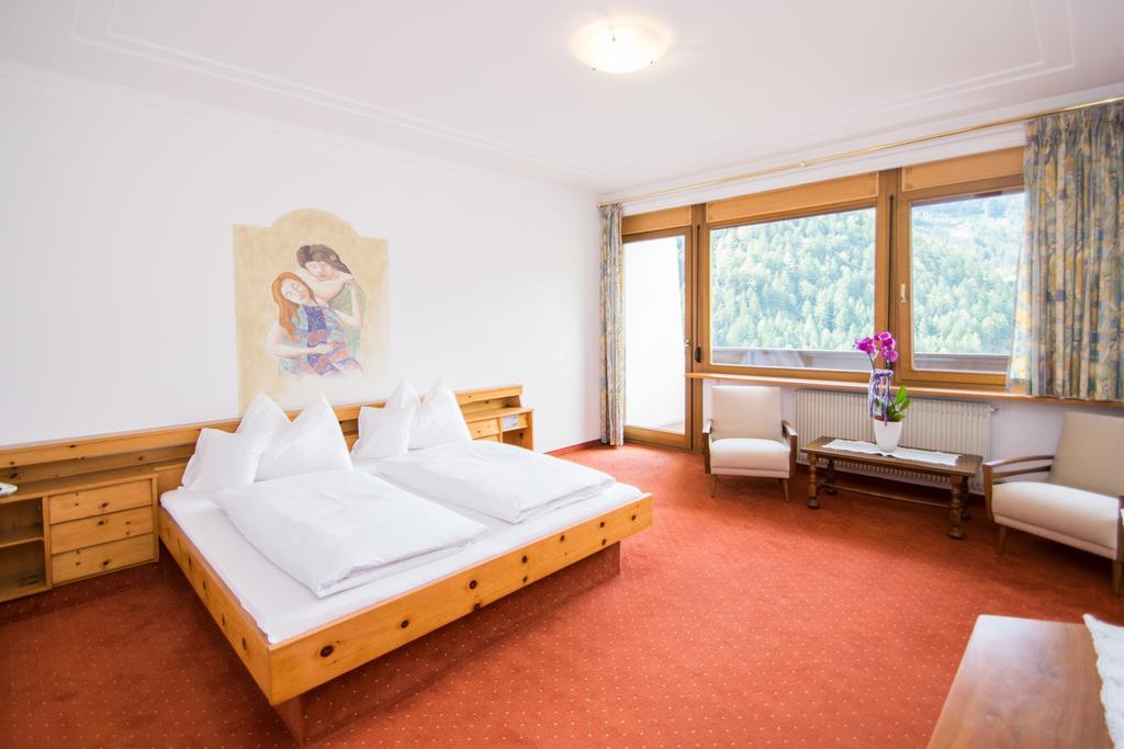 Das Bergland - Vital & Activity San Leonardo in Passiria Esterno foto